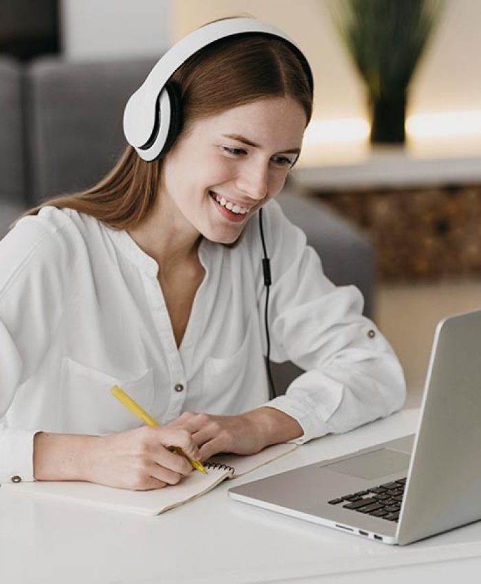How to Boost Your Productivity While Taking Online Courses